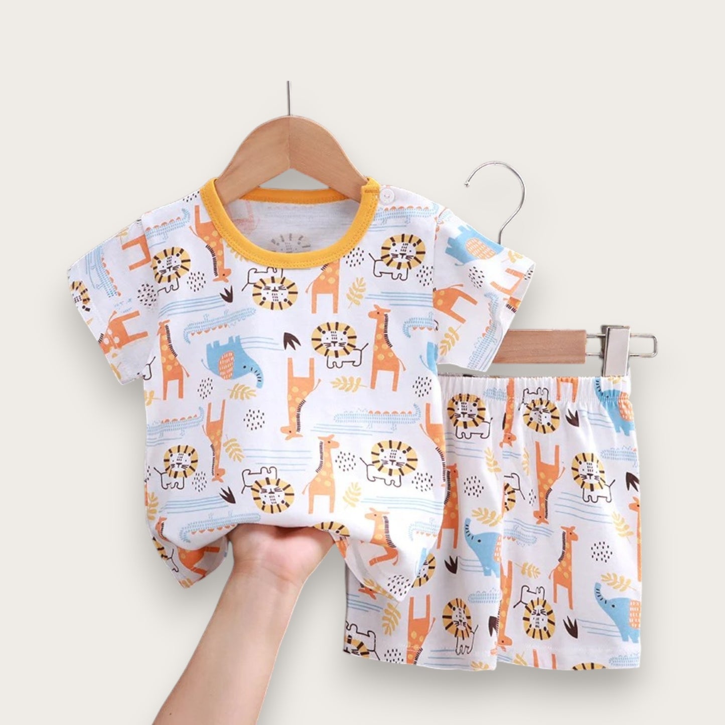 T-SHIRT & SHORTS - 1-7 år