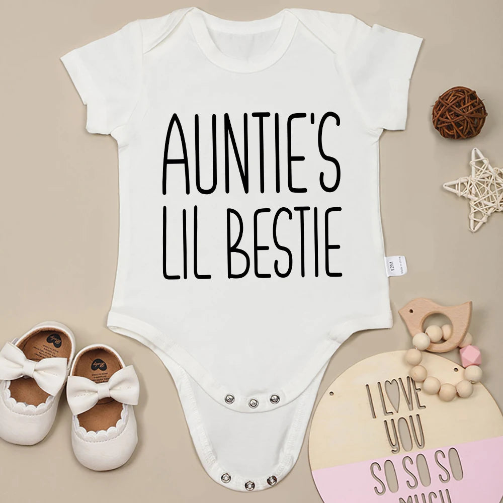 "AUNTIE´S LIL BESTIE" BODY